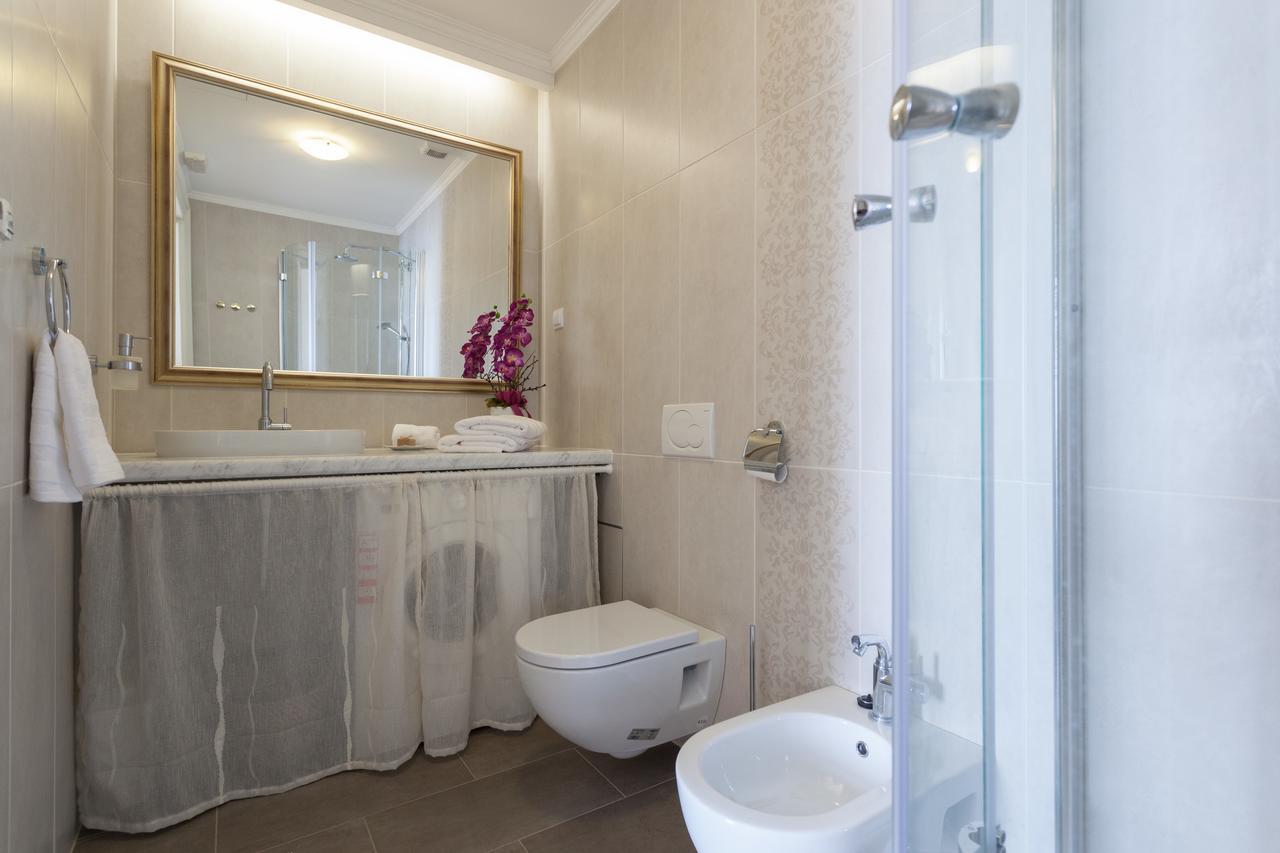 Luxury Beachfront Apartment Banje Дубровник Экстерьер фото