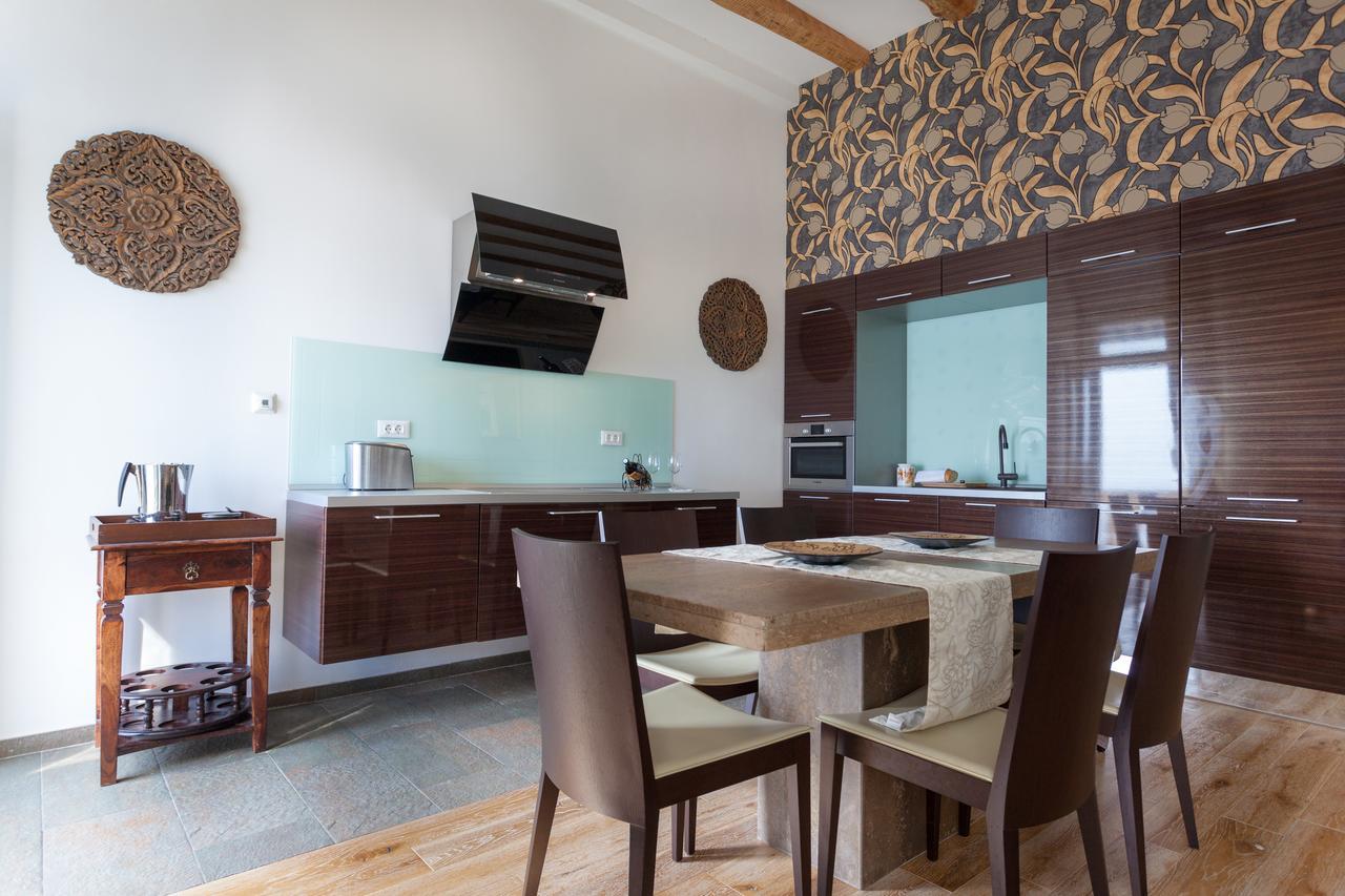 Luxury Beachfront Apartment Banje Дубровник Экстерьер фото